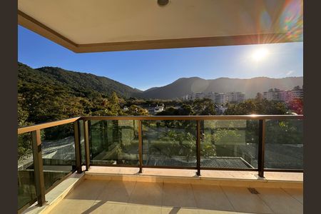 Apartamento para alugar com 68m², 2 quartos e 1 vaga Apartamento para alugar com 68m², 2 quartos e 1 vagaVaranda