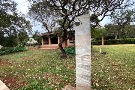 Casa de condomínio à venda com 278m², 3 quartos e 5 vagas Casa de condomínio à venda com 278m², 3 quartos e 5 vagasChuveiro