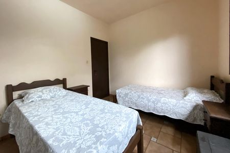 Casa de condomínio à venda com 278m², 3 quartos e 5 vagas Casa de condomínio à venda com 278m², 3 quartos e 5 vagasQuarto 3
