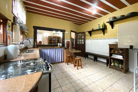 Casa de condomínio à venda com 278m², 3 quartos e 5 vagas Casa de condomínio à venda com 278m², 3 quartos e 5 vagasCozinha