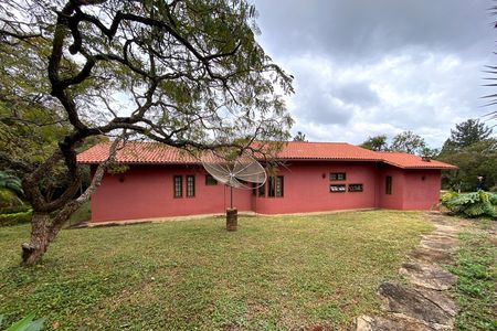 Casa de condomínio à venda com 278m², 3 quartos e 5 vagas Casa de condomínio à venda com 278m², 3 quartos e 5 vagasQuintal