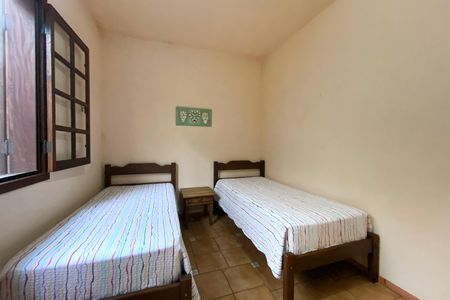 Casa de condomínio à venda com 278m², 3 quartos e 5 vagas Casa de condomínio à venda com 278m², 3 quartos e 5 vagasQuarto 2