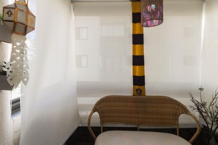 Apartamento à venda com 61m², 3 quartos e 1 vaga Apartamento à venda com 61m², 3 quartos e 1 vagaVaranda