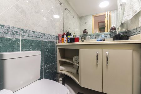 Apartamento à venda com 61m², 3 quartos e 1 vaga Apartamento à venda com 61m², 3 quartos e 1 vagaBanheiro