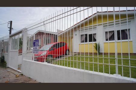 Casa para alugar com 170m², 3 quartos e 3 vagasFachada