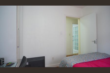 Quarto 1 de casa à venda com 3 quartos, 170m² em Vila Ipiranga, Porto Alegre
