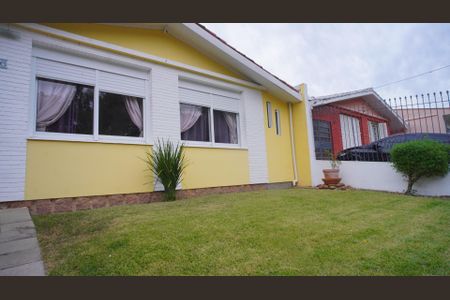 Casa para alugar com 170m², 3 quartos e 3 vagasJardim frente de casa 