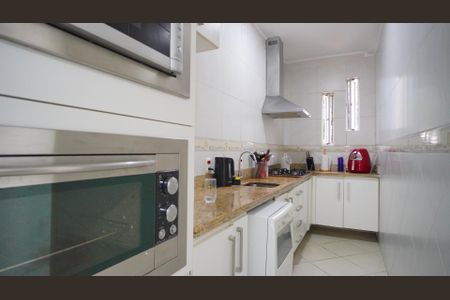 Casa para alugar com 170m², 3 quartos e 3 vagasCozinha 