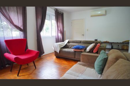 Casa para alugar com 170m², 3 quartos e 3 vagasSala