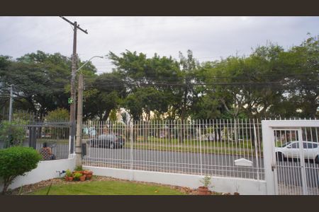 Vista da Rua de casa à venda com 3 quartos, 170m² em Vila Ipiranga, Porto Alegre