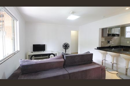 Casa de Condomínio para alugar com 3 quartos, 120m² em Jardim Olinda, Cabo Frio