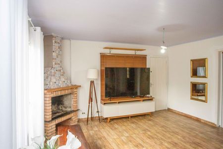 Casa à venda com 450m², 3 quartos e 2 vagasSala