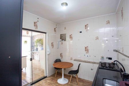 Casa à venda com 450m², 3 quartos e 2 vagasCozinha