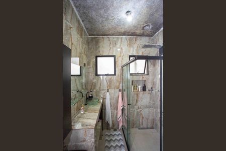 Casa à venda com 450m², 3 quartos e 2 vagasBanheiro 1