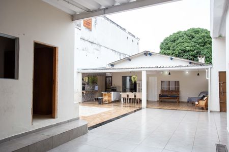 Casa à venda com 450m², 3 quartos e 2 vagasQuintal
