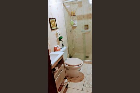 Banheiro  de casa à venda com 2 quartos, 70m² em Morro Santana, Porto Alegre