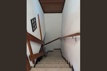 Escada de casa à venda com 2 quartos, 70m² em Morro Santana, Porto Alegre