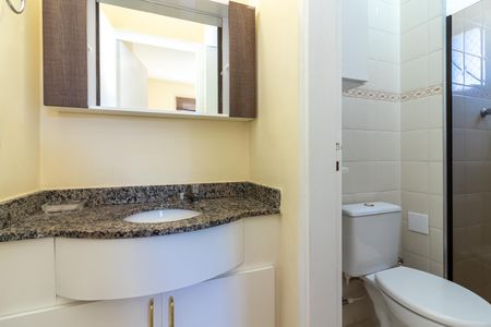 Apartamento para alugar com 40m², 1 quarto e 1 vaga Apartamento para alugar com 40m², 1 quarto e 1 vagaBanheiro da Suíte