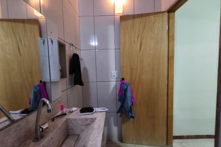 Casa à venda com 100m², 3 quartos e 4 vagasBanheiro Suíte