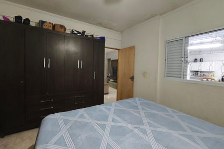Casa à venda com 100m², 3 quartos e 4 vagasQuarto Suíte
