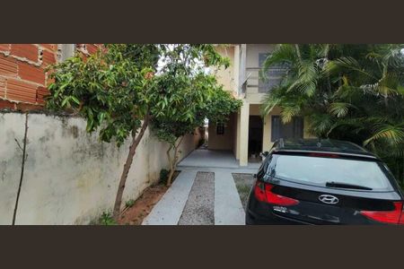 Casa para alugar com 110m², 3 quartos e 2 vagas