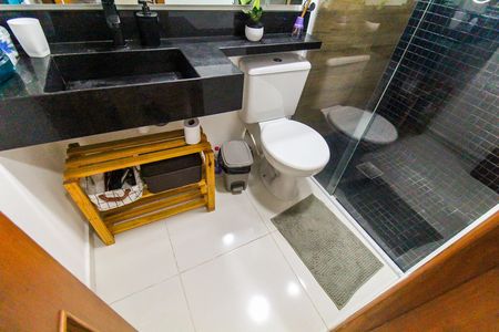 Apartamento para alugar com 55m², 2 quartos e 1 vaga Apartamento para alugar com 55m², 2 quartos e 1 vagaBanheiro