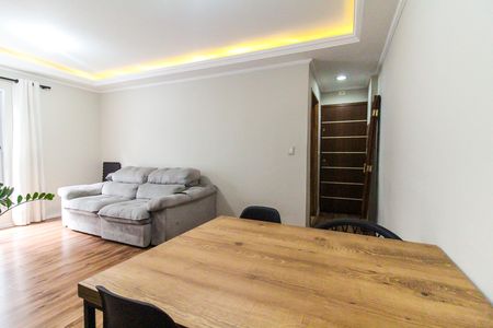 Sala de apartamento para alugar com 2 quartos, 55m² em Jardim Lageado, São Paulo