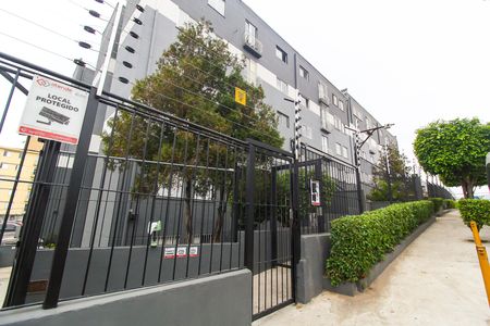 Apartamento para alugar com 55m², 2 quartos e 1 vaga Apartamento para alugar com 55m², 2 quartos e 1 vagaFachada