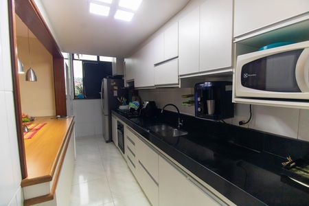 Apartamento à venda com 113m², 3 quartos e 1 vaga Apartamento à venda com 113m², 3 quartos e 1 vagaCozinha e Área de Serviço