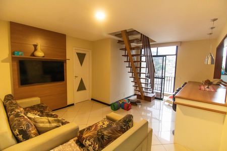 Apartamento à venda com 113m², 3 quartos e 1 vaga Apartamento à venda com 113m², 3 quartos e 1 vagaSala