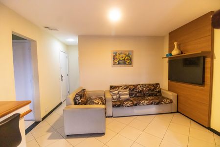 Apartamento à venda com 113m², 3 quartos e 1 vaga Apartamento à venda com 113m², 3 quartos e 1 vagaSala