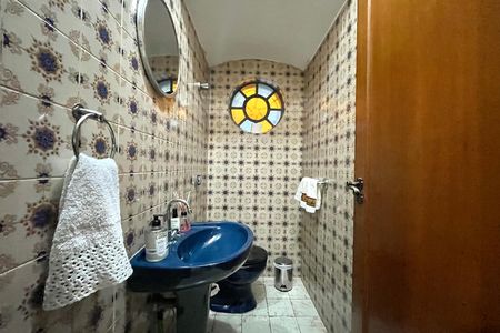Lavabo de casa à venda com 3 quartos, 240m² em Campo Belo, São Paulo