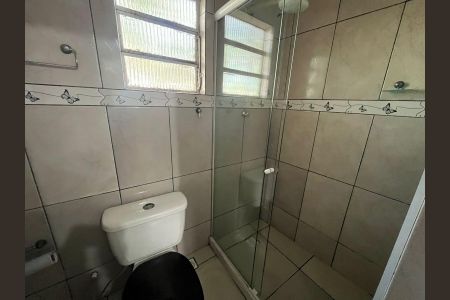 Banheiro  de casa para alugar com 1 quarto, 50m² em Taquara, Rio de Janeiro