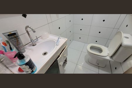 Casa para alugar com 70m², 2 quartos e 1 vaga