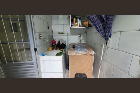 Casa para alugar com 70m², 2 quartos e 1 vaga