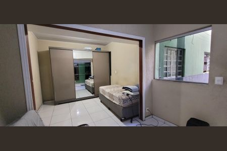 Casa para alugar com 70m², 2 quartos e 1 vaga