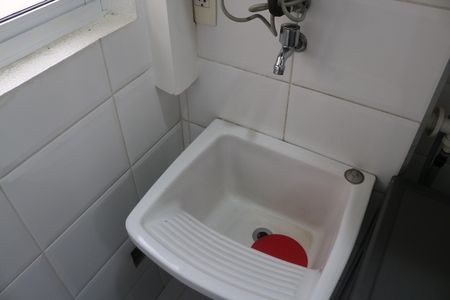 Apartamento à venda com 74m², 2 quartos e 1 vagaÁrea de Serviço