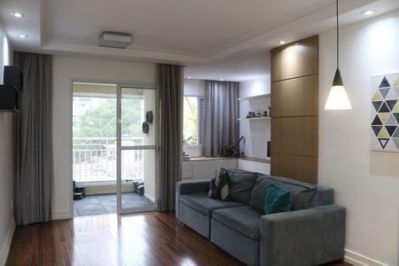 Apartamento à venda com 74m², 2 quartos e 1 vagaSala