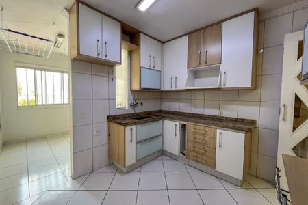 Apartamento para alugar com 62m², 2 quartos e 1 vagaCozinha