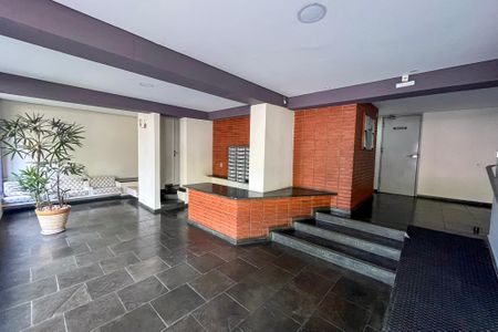 Apartamento para alugar com 62m², 2 quartos e 1 vagaHall social