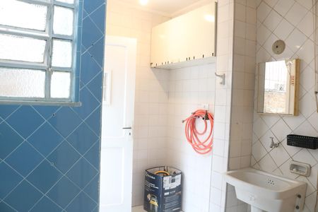 Casa para alugar com 102m², 2 quartos e 1 vagaÁrea de Serviço