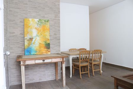 Sala de casa para alugar com 2 quartos, 102m² em Pompeia, São Paulo