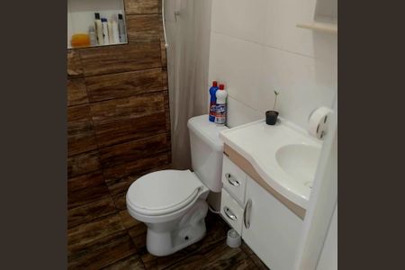 Banheiro de casa para alugar com 1 quarto, 75m² em Lagoinha, Nova Iguaçu