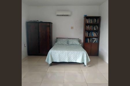Quarto de casa para alugar com 1 quarto, 75m² em Lagoinha, Nova Iguaçu