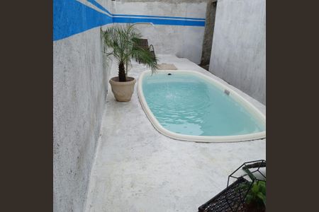 Área externa de casa para alugar com 1 quarto, 75m² em Lagoinha, Nova Iguaçu