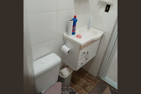 Banheiro de casa para alugar com 1 quarto, 75m² em Lagoinha, Nova Iguaçu