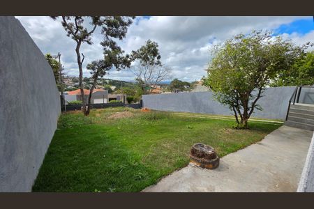 Casa à venda com 82m², 3 quartos e 4 vagas