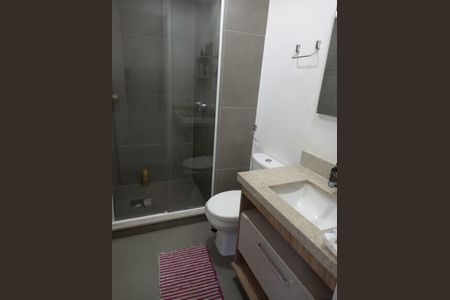 Apartamento à venda com 55m², 2 quartos e 1 vaga Apartamento à venda com 55m², 2 quartos e 1 vagaBanheiro