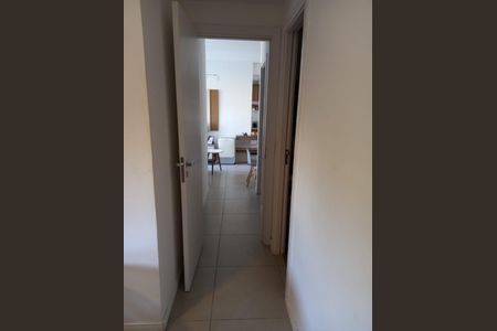 Apartamento à venda com 55m², 2 quartos e 1 vaga Apartamento à venda com 55m², 2 quartos e 1 vagaCorredor