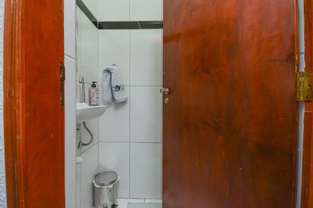 Casa à venda com 400m², 3 quartos e 2 vagas Casa à venda com 400m², 3 quartos e 2 vagasLavabo